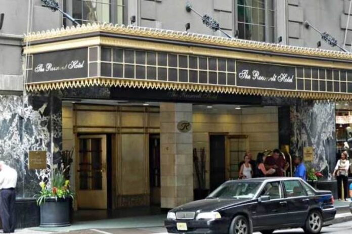 The court hears a petition against the privatization of the Roosevelt hotel