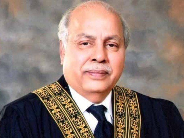 CJP Gulzar Ahmed expressed regret over inactivity of officers of Karachi administration