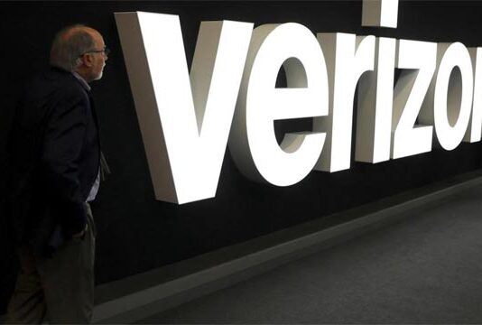 Verizon will start generating sales in 2020 if it loses wireless subscribers Verizon