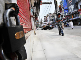 Traders arrested for opening shops in Karachi remanded for 14 days Karachi Lockdown
