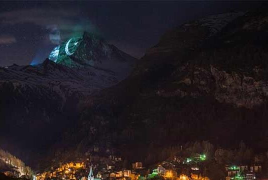 Coronavirus Fight: Pakistani Flag Shines on Switzerland’s Matterhorn Mountain Pakistani Flag