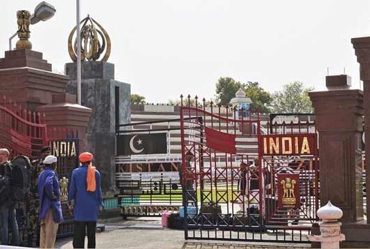 Almost 193 Pakistanis Stranded in India Were Returned Across the Wagah Border 193 Pakistanis Stranded in India Were Returned
