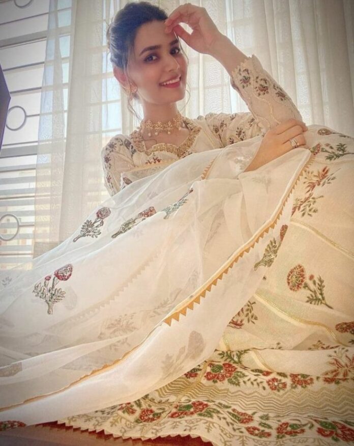 Kiran Haq Eid Dress Pictures