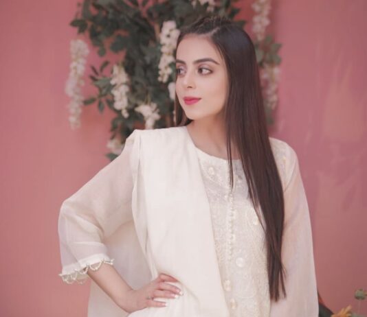 Yashma Gill Eid Dress Pictures Yashma Gill Eid Dress Pictures