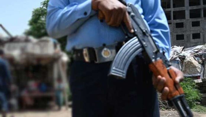 Federal Police Personnel were Prevented from Taking the Lift