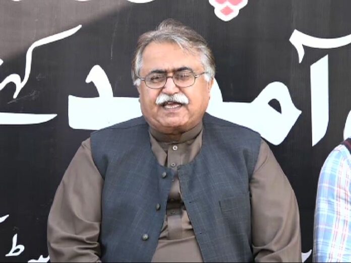 PPP senator Moula Bux Chandio tests positive for coronavirus