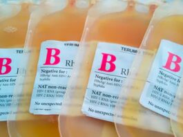 Karachi Police Donate Plasma Plasma