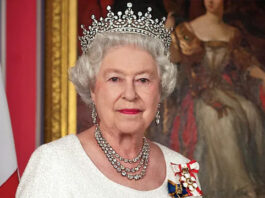 Queen Honors Two Outstanding Pakistani Volunteers with Commonwealth Award Queen