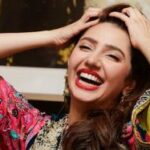 Everyone Laughed at Mahira Khan’s Video Everyone Laughed at Mahira Khan's Video