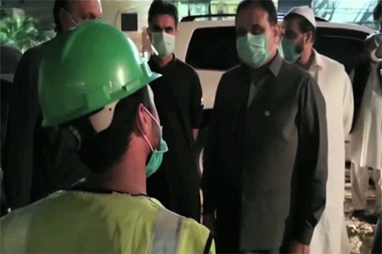 CM Buzdar visited various areas of Lahore without a protocol