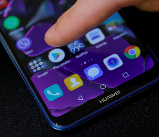 3G and 4G services will soon be available for distant areas in Baluchistan, KPK and GB: IT minister 3G and 4G services will soon be available for distant areas in Baluchistan, KPK and GB: IT minister