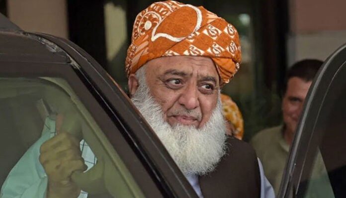 If you are really looking for thieves, catch the cabinet members immediately: Fazlur Rehman