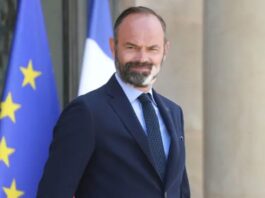 French PM Resigns Including Cabinet French PM Resigns Including Cabinet