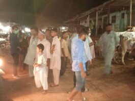 In Karachi, Robbers Attacked A Cattle Market, Looted Rs 5 Million Fled Cattle Market