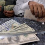 Dollar has become Rs 40 paise cheaper against Pakistani Rupee Dollar has become Rs 40 paise cheaper against Pakistani Rupee