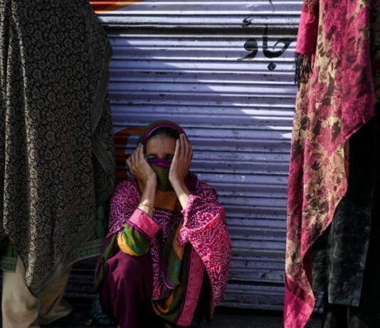 Complaints of Jhelum’s Ehsas Program recipients of Misconduct And Late payment Ehsas Emergency Cash Program
