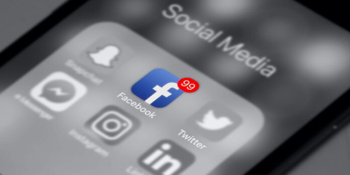 Facebook glitch caused crash in popular apps for iPhone users