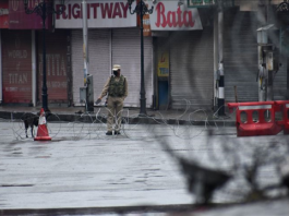 Kashmir prohibits Muslim gatherings, but allows Hindu pilgrimages Kashmir prohibits Muslim gatherings, but allows Hindu pilgrimages