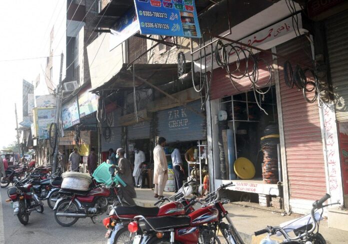 Punjab Lock Down in Faisalabad