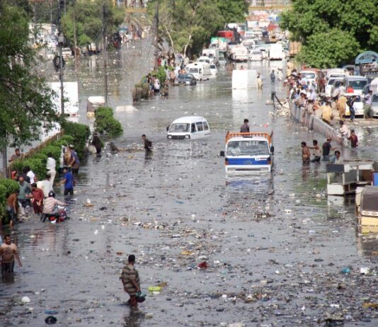 Heavy Rains Lashed Karachi For The Third Day in a Row Rain Lashes in Karachi