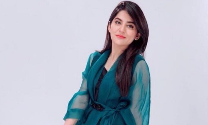 Sanam Baloch celebrates birthday in quarantine