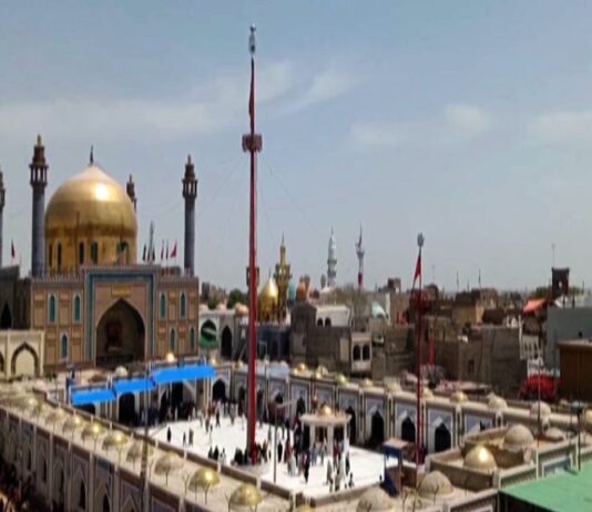 Daily Laborers Protested The Closure of Qalandar’s Shrine For Four Months The Holy Shrine of Hazran Usman Marwandi ( Lal Shehbaaz Qalandar)