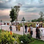 There is no ban on public entry in parks: Govt Sindh There is no ban on public entry in parks: Govt Sindh