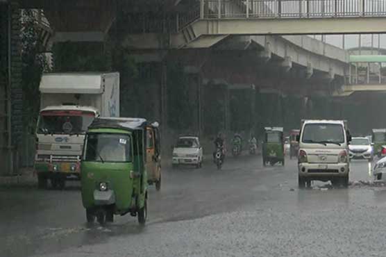 Rain in Lahore, Karachi made the weather pleasant