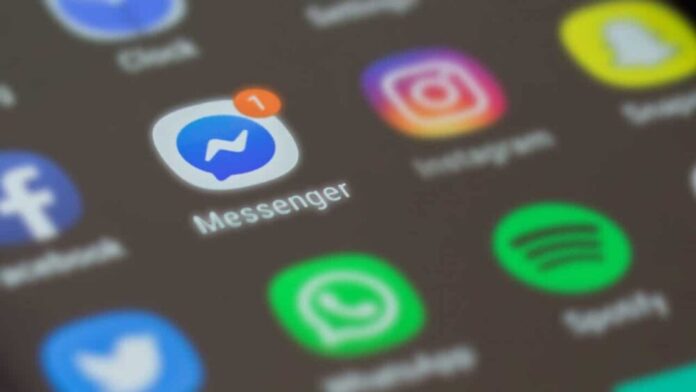 Facebook is planning to merge Messenger with Instagram