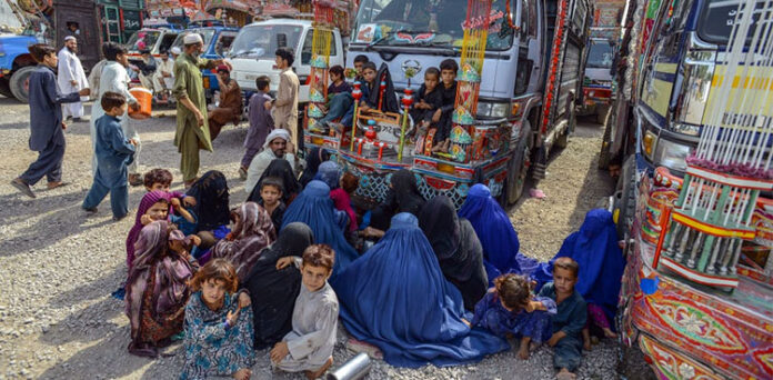 Voluntary repatriation of Afghan refugees from KP resumes