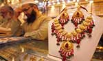 The price of gold increased by Rs 2,900 to Rs 122,300 per tola