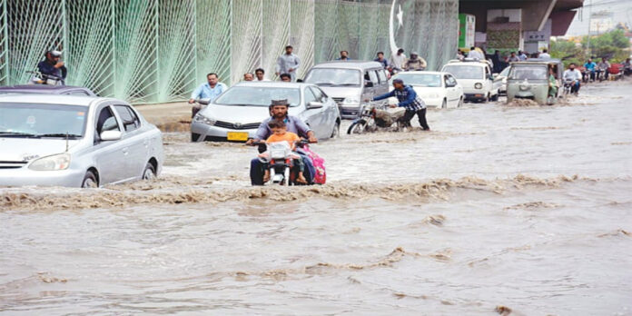 Heavy rain killed five in Karachi