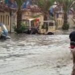 22 killed in three days of rain in Karachi 22 killed in three days of rain in Karachi