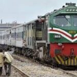 The Train Driver’s Intelligence Saved The Woman From Committing Suicide Shah Hussain Express