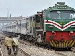 The Train Driver’s Intelligence Saved The Woman From Committing Suicide Shah Hussain Express