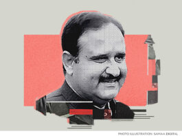 Punjab Chief Minister Accused of Giving Illegal Liquor License To Hotel Usman Bazdar