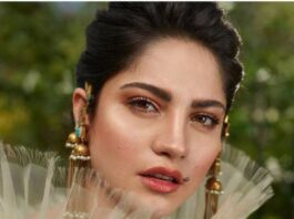 Neelam Munir shares New Stunning Pictures On Social Media Neelam Munir shares New Stunning Pictures On Social Media
