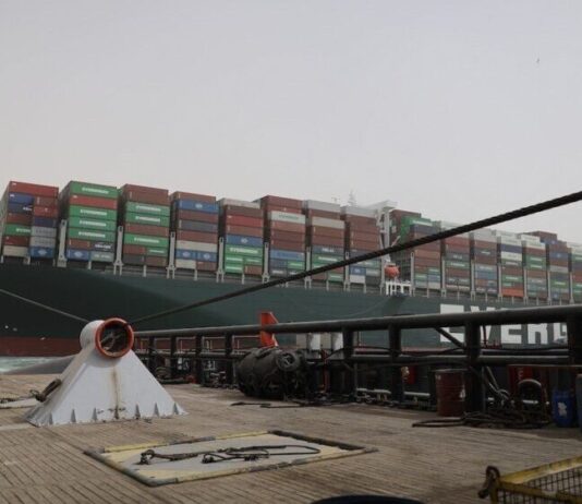 Suez Canal Blockade Could Affect the Smartphone Industry Suez Canal Blockade Could Affect the Smartphone Industry