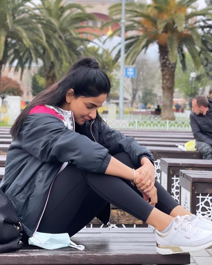 Saba Qamar Having A Peaceful Time in Turkey