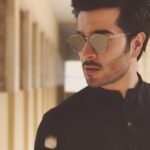 Feroz Khan reveals a female fan grabbed his collar to grab his number Feroz Khan reveals a female fan grabbed his collar to grab his number