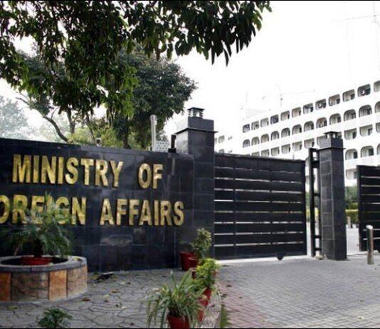 Pakistan urges world take notice of India’s actions Pakistan urges world take notice of India's actions