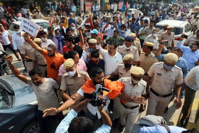 Dozens of people have been arrested in India for disrupting Muslim prayers.