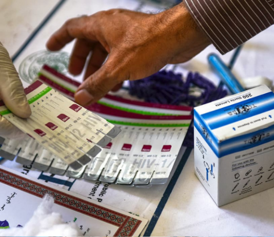 In Karachi 1,282 people were diagnosed with HIV In Karachi 1,282 people were diagnosed with HIV