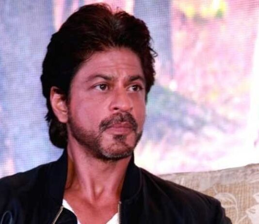 It was revealed that Shah Rukh Khan was blackmailed It was revealed that Shah Rukh Khan was blackmailed