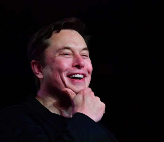 Elon Musk cut Hertz’s car deal Elon Musk cut Hertz's car deal