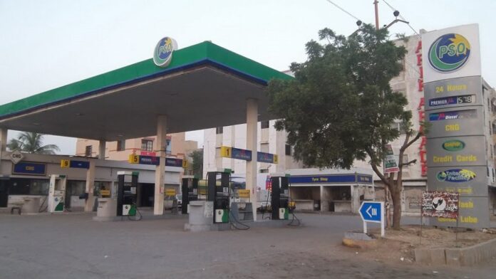 Talks continue to end petrol pump strike