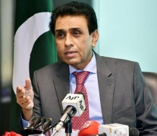 MQM announces to take to the streets against new local government system in Sindh MQM announces to take to the streets against new local government system in Sindh